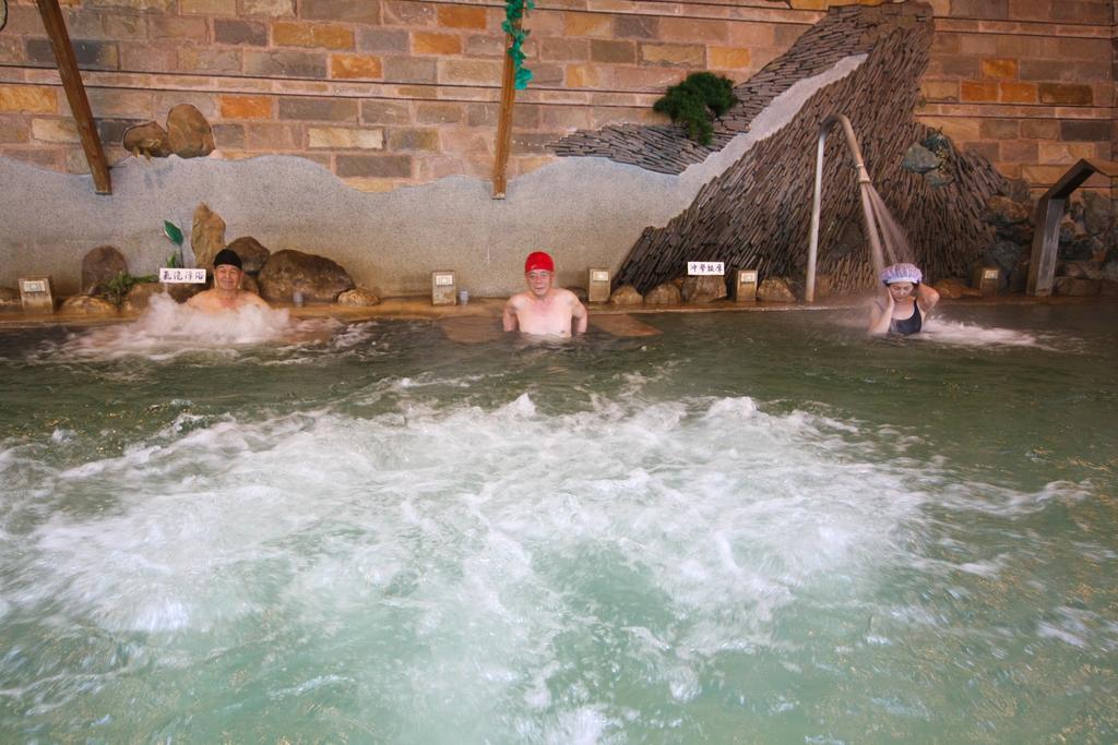 Jenq Yang Hotspring Hotel Renai Extérieur photo
